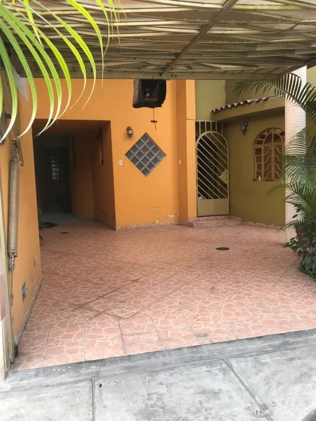 SE REMATA AMPLIA CASA  CON DOS DEPARTAMENTOS INDEPENDIENTES TERCER PISO — foto 4