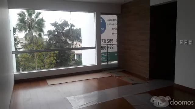 DEPARTAMENTO CON TERRAZA FRENTE A PARQUE EN SURCO — foto 5