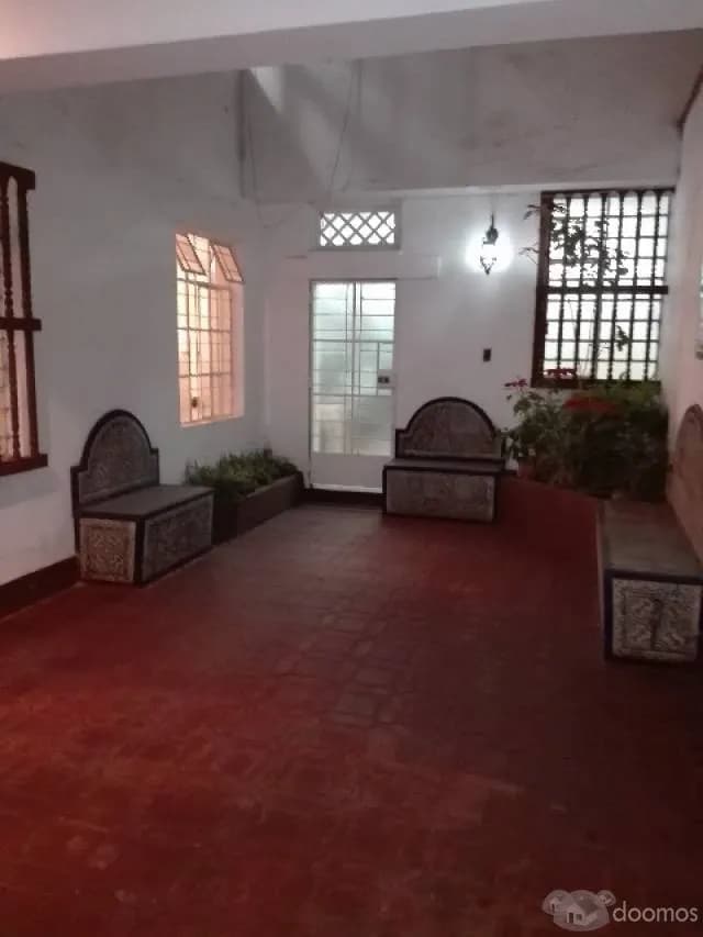 VENTA DE TERRENO CZ RDA 745 m2 EN MIRAFLORES — foto 2