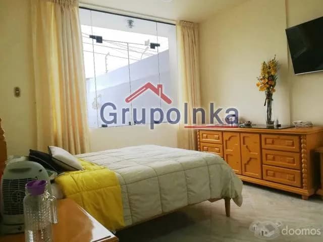 BELLÍSIMA CASA EN RESIDENCIAL MONTERRICO — foto 7