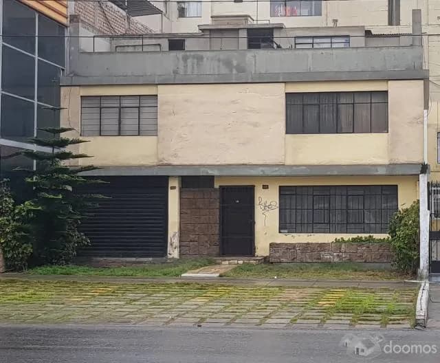 Casa-Local comercial — foto 1