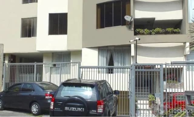 VENDO DEPARTAMENTO EN URB. LAS LOMAS DE LA MOLINA — foto 3