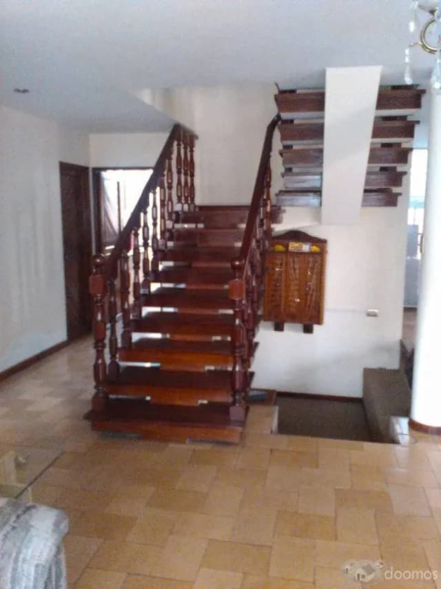 VENDO CASA EN URB. LAS LOMAS DE LA MOLINA 1RA ETAPA — foto 5