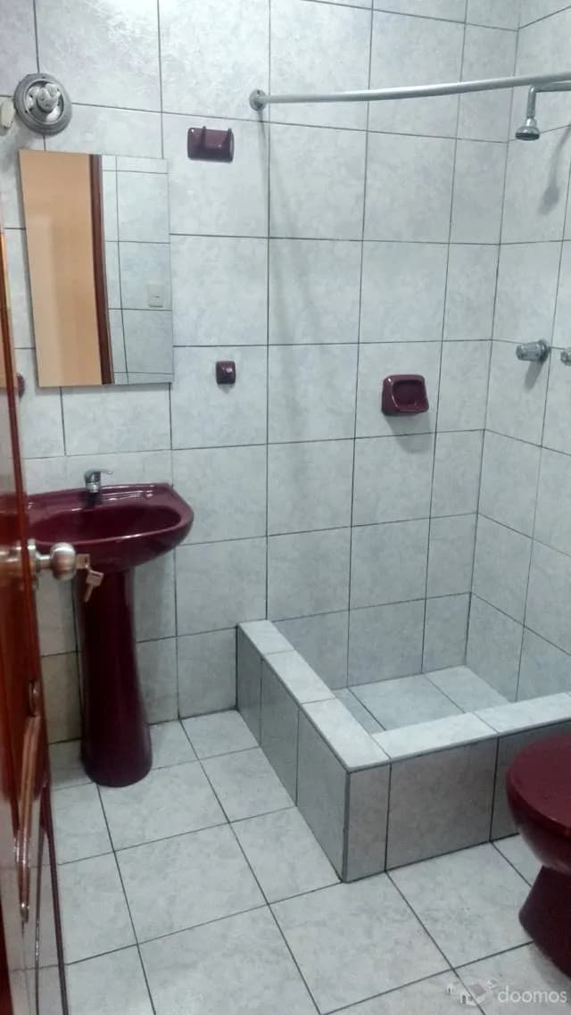 ALQUILO -  EXCELENTE OPORTUNIDAD - BARRIO MEDICO  - SURQUILLO — foto 4