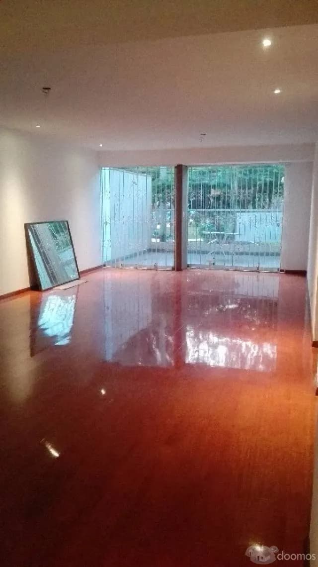VENTA DE DEPARTAMENTO EN MIRAFLORES — foto 1