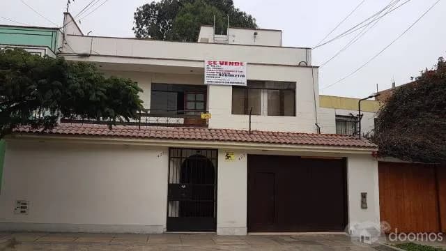 CASA EN VENTA 2 PISOS MÁS AZOTEA — foto 1