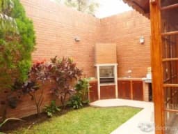 A - VENDO CASA CERCA A PENTAGONITO