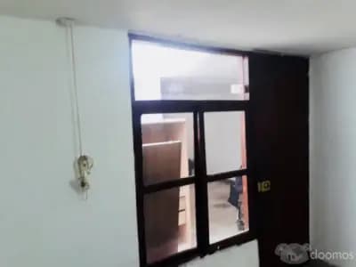 RENTO CASA CON TIENDA