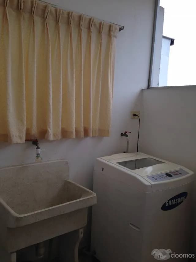ALQUILO HABITACIÓN A ESTUDIANTE UNIVERSITARIO AMOBLADA CON AREAS COMUNES COMPARTIDAS — foto 4