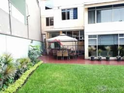 CASA EN DESNIVELES, LISTA PARA HABITAR. CERCA AL CRUCE DE AV. PRIMAVERA