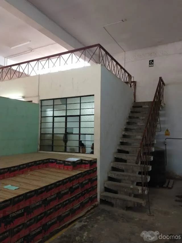 ALQUILO LOCAL COMERCIAL EN PUCALLPA 600 M2 — foto 2