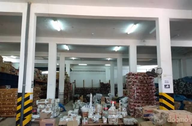 ALQUILO LOCAL COMERCIAL EN PUCALLPA 600 M2 — foto 4