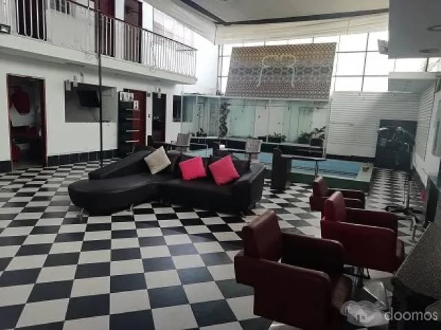 AMPLIA CASA  360 mt2 — foto 1