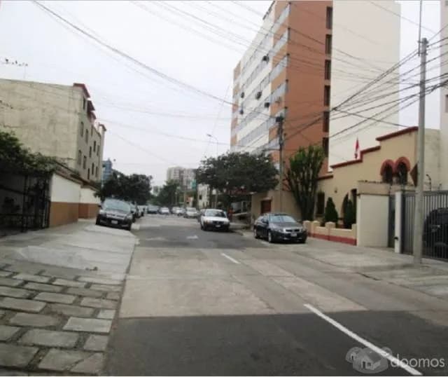 Duplex con terraza y cochera en Miraflores — foto 5