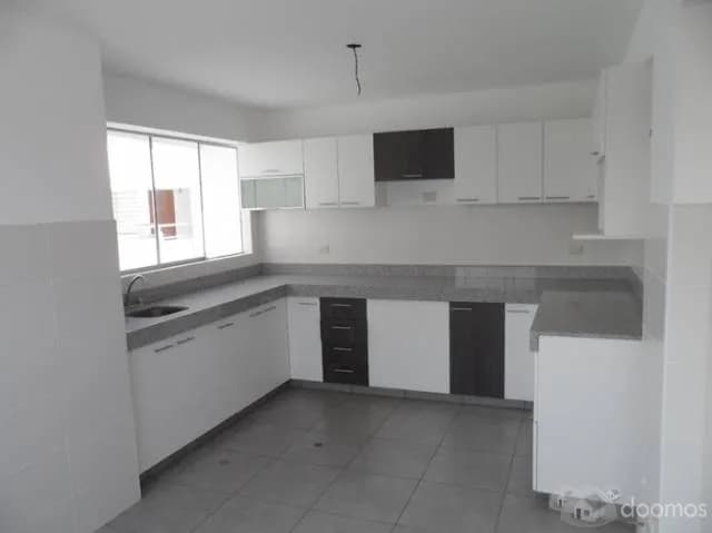 MIRAFLORES - VENTA DE DUPLÉX Y TRIPLÉX — foto 2
