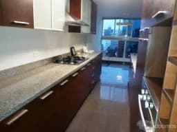 Alquilo lindo departamento 150m2 en San Isidro cerca a Vivanda y Wong Tres dormitorios, Sala de star, Una Cochera, Un depósito