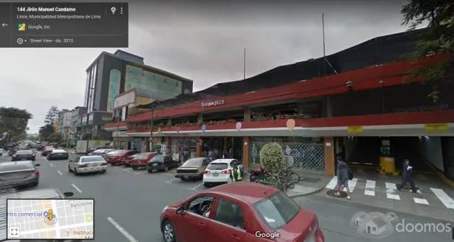 Alquilo Estacionamiento/cochera En Centro Comercial Arenales — foto 1