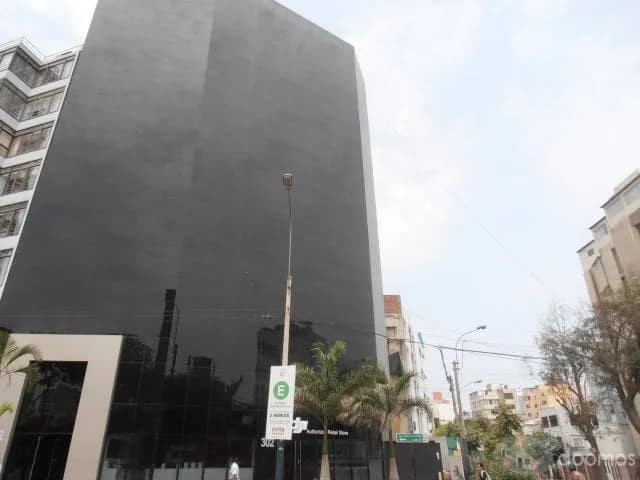 ALQUILER DE OFICINA IMPLEMENTADA EN SAN ISIDRO — foto 3