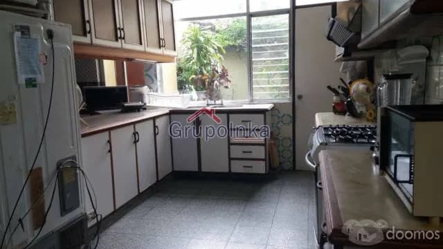 ESTUPENDA CASA EN EXCLUSIVA ZONA DE SAN ISIDRO — foto 4