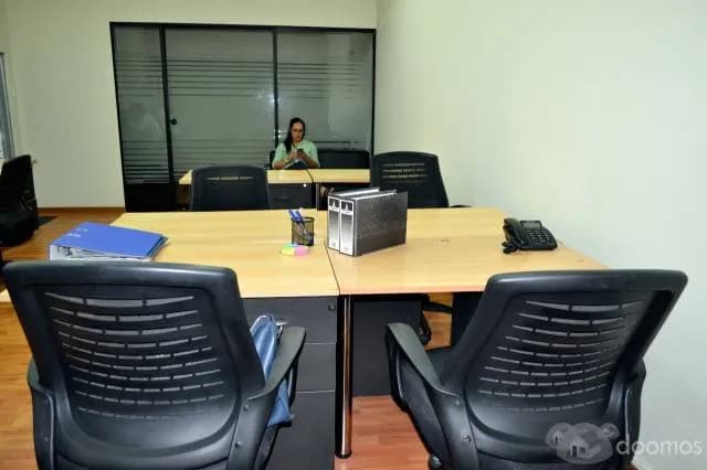 ALQUILER DE OFICINA SEMI AMUEBLADA — foto 2