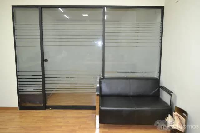 ALQUILER DE OFICINA SEMI AMUEBLADA — foto 5