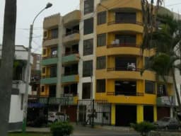 OCASION POR VIAJE VENDO LINDO DEPARTAMENTO EN LA MEJOR ZONA DE LA MACARENA