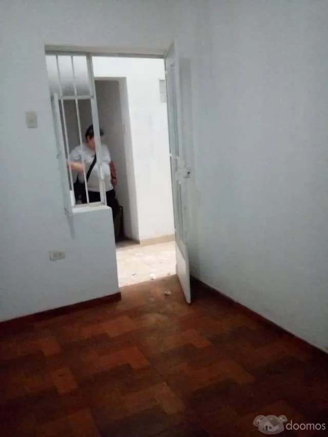 VENDO DPTO. REMODELADO 1ER. PISO 2 DORMIT.  OCASION $ 38,000 — foto 4