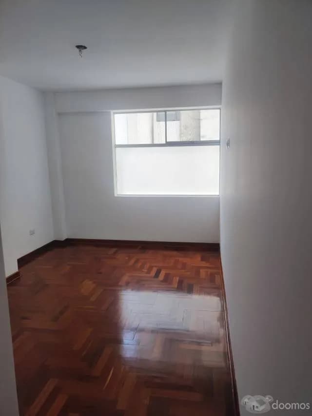 VENTA AMPLIO DEPARTAMENTO 4 DORMITORIOS-SAN BORJA CON ESTAC. DOBLE — foto 7