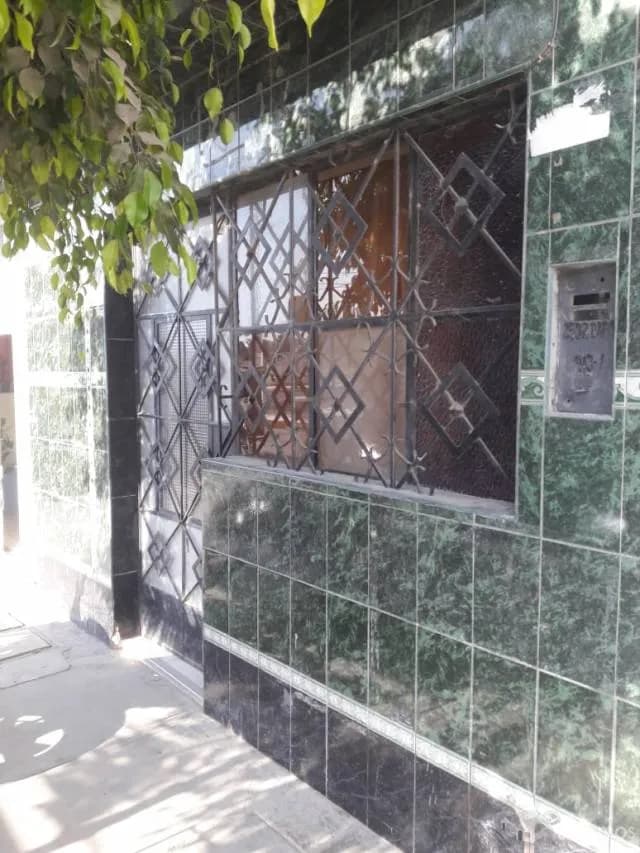 VENDO CASA DE DOS PISOS DE MATERIAL NOBLE — foto 3