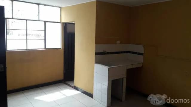 ALQUILO INMUEBLE APTO PARA EMPRESAS, INSTITUCIONES, INSTITUTOS — foto 2