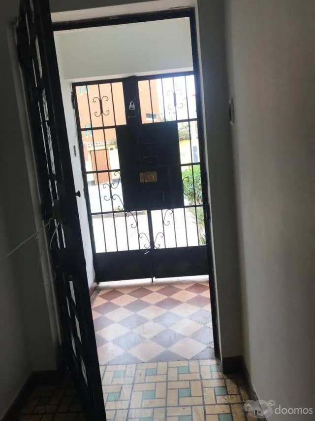 HABITACIONES CON BAÑO COMPARTIDO desde 350 soles ! ! ! — foto 4