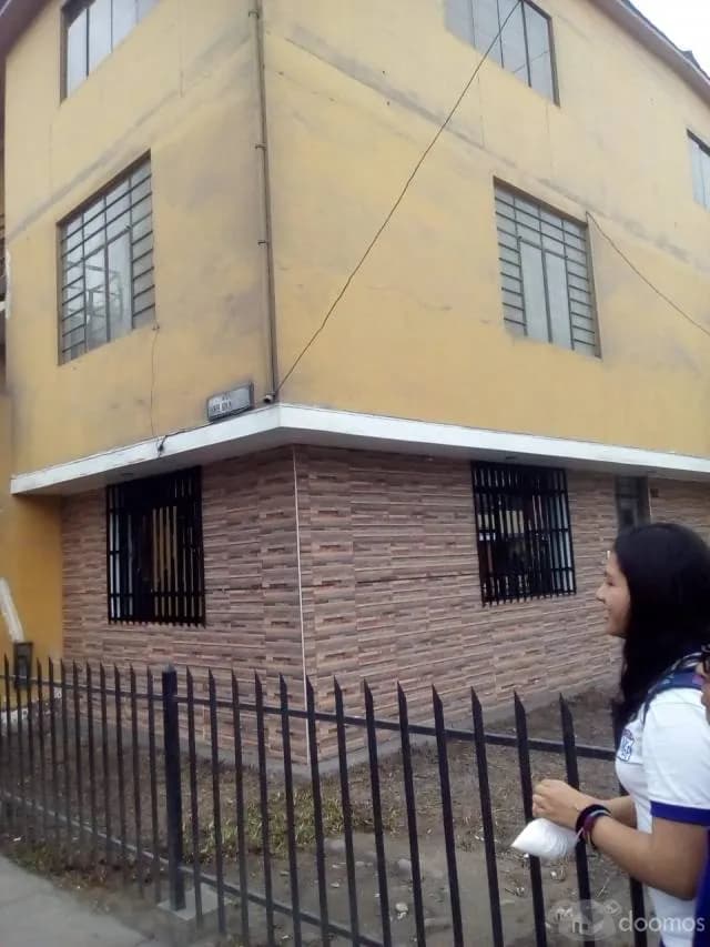 OCASION VENTA DE CASA EN LOS OLIVOS POR VIAJE — foto 3