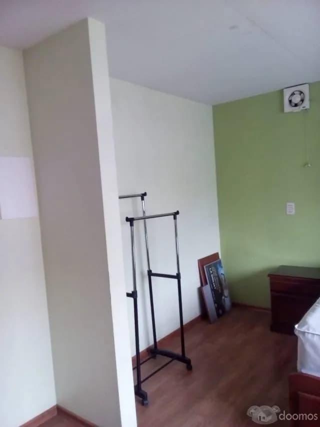 OCASION VENTA DE CASA EN LOS OLIVOS POR VIAJE — foto 8