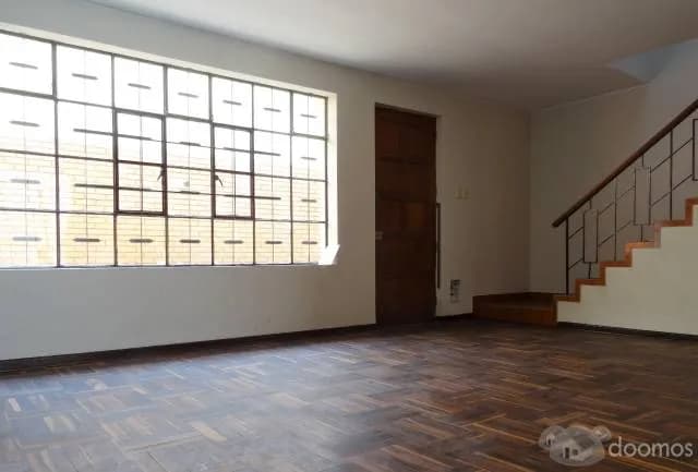 Casa De 4 Ambientes Y 4 Banos — foto 2