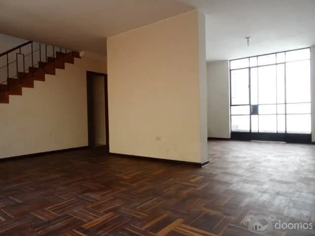 Casa De 4 Ambientes Y 4 Banos — foto 3