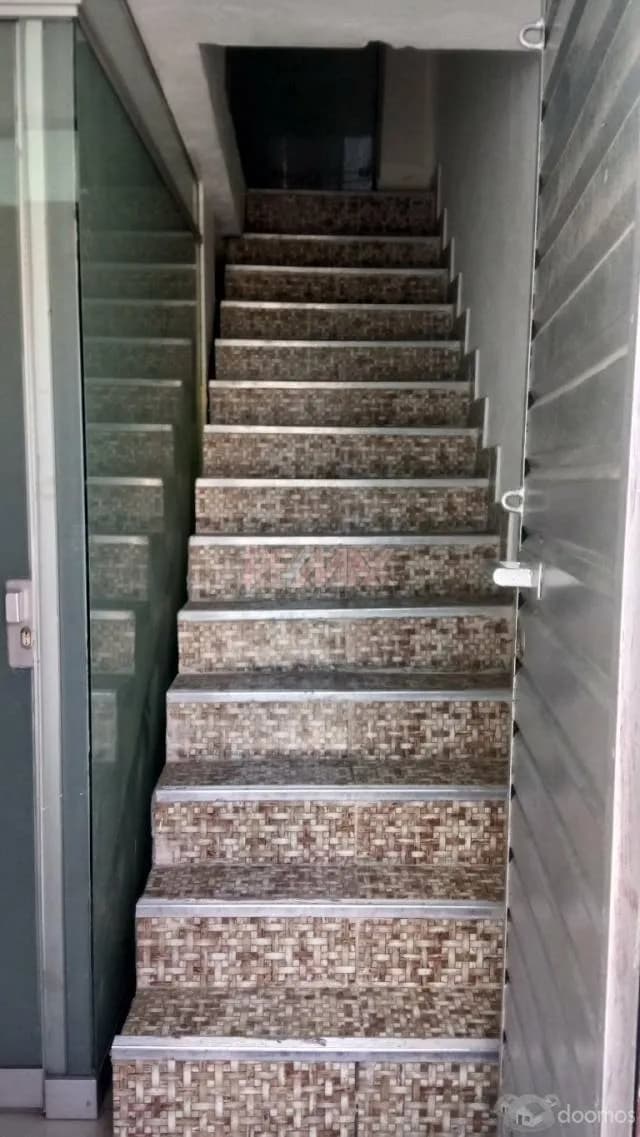 CASA VENTA EN EL CENTRO DE PUNO A 1 CUADRA DE PARQUE PINO — foto 2
