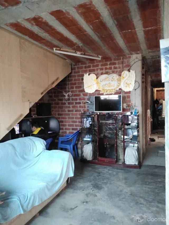 se vende casa de 2 pisos — foto 1