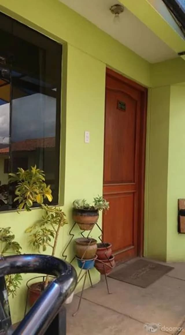 DEPARTAMENTO EN VENTA en av. huayruropata — foto 3