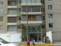 Se alquila bonito departamento