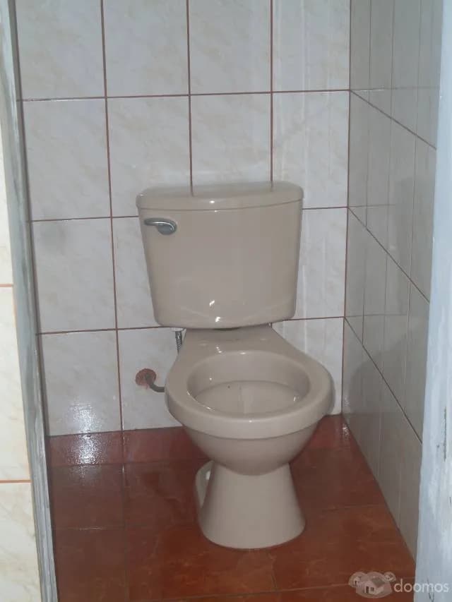 VENDO CASA EN PLENA ESQUINA OCASION — foto 7