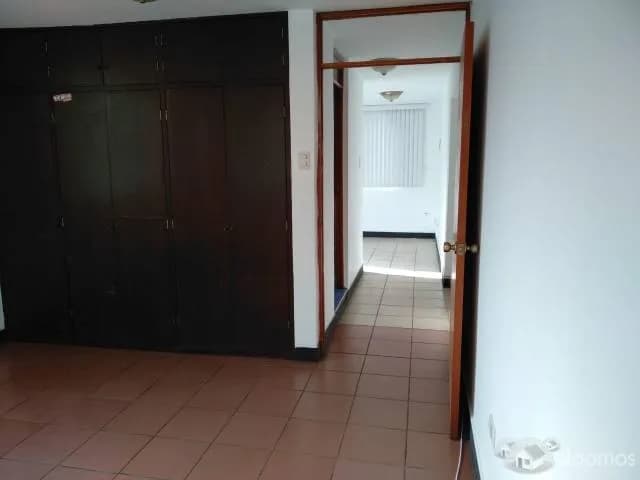 Local Comercial: Oficina / Estudio / Consultorio — foto 5