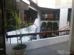 DEPARTAMENTO CON EXCELENTE VISTA EN PLENO CENTRO DE MIRAFLORES