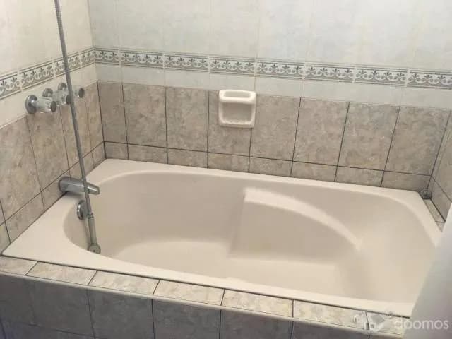 Hermosa y Funcional Casa en Venta, Urb. La Capilla La Molina, Lima — foto 3
