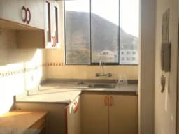 Se vende duplex en los olivos, frente al parque y en zona residencial