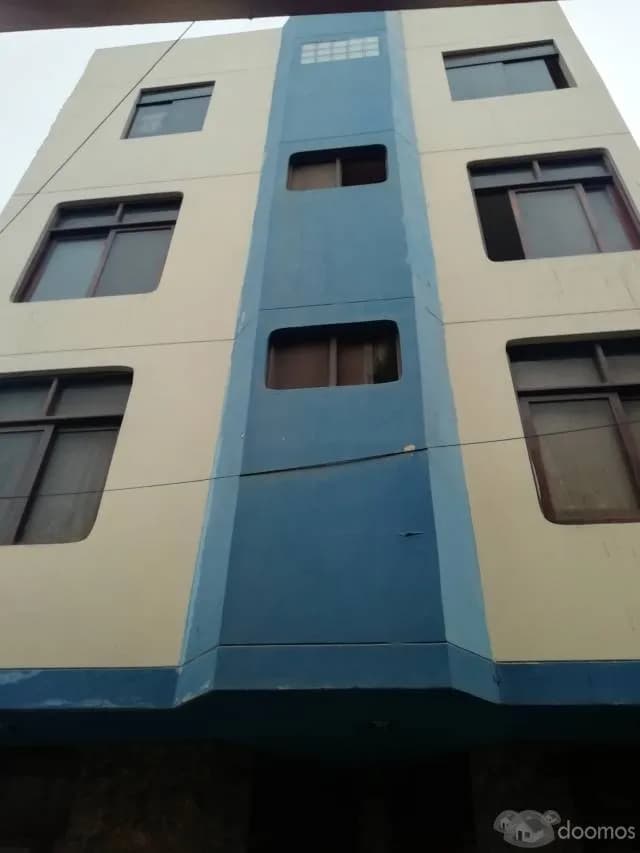 CASA EN CONDOMINIO EN EL GOLF. 4 PISOS. PRECIO DE OCASIÓN. — foto 2