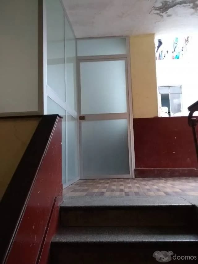 REMATO DEPARTAMENTO A $42000 EN ZONA COMERCIAL — foto 2
