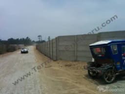 Se alquila terreno 2000 mt2 (1dolar x mt2 mensual) Zona estratégica Cercado con agua y luz