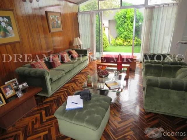 VENDO AMPLIA CASA DE DOS PISOS EN SAN BORJA SUR — foto 2