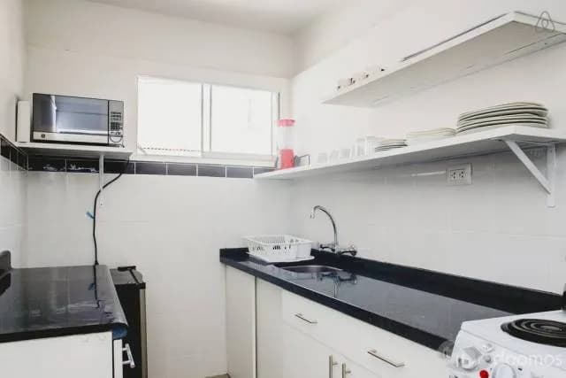 Alquiler Miraflores Departamento Amoblado, 2 Dormitorios, Ubicación Céntrica — foto 11