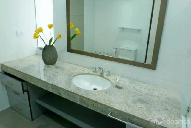 La Aurora Miraflores Departamento Amoblado,  3 Dormitorios,  Terraza - US $1,900 — foto 15